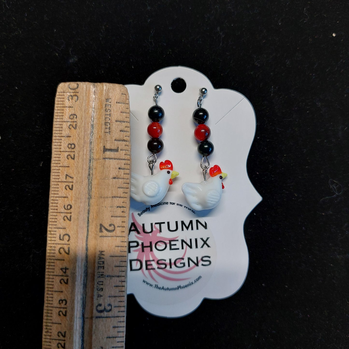 Chicken earrings with dyed crackle agate beads