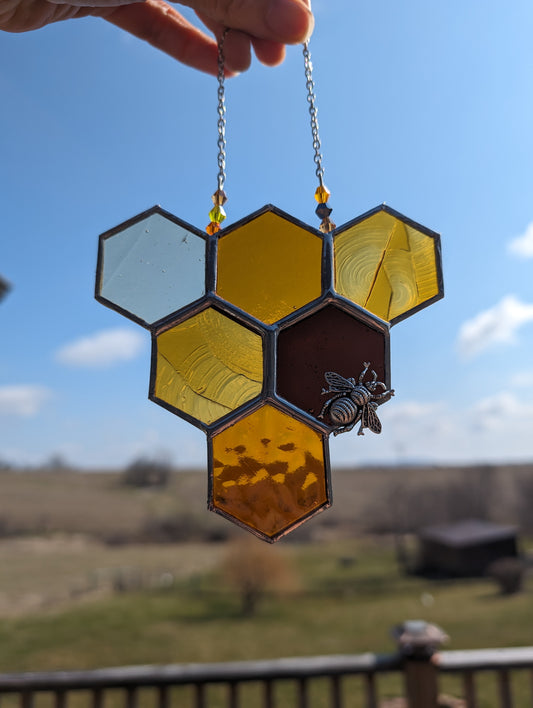 6 piece honeycomb and bee sun catcher